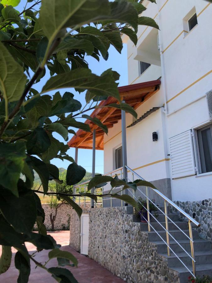 Hotel Apostoli Permet Luaran gambar