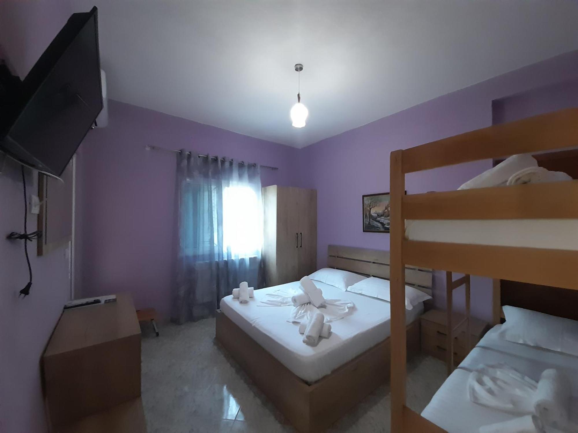 Hotel Apostoli Permet Bilik gambar